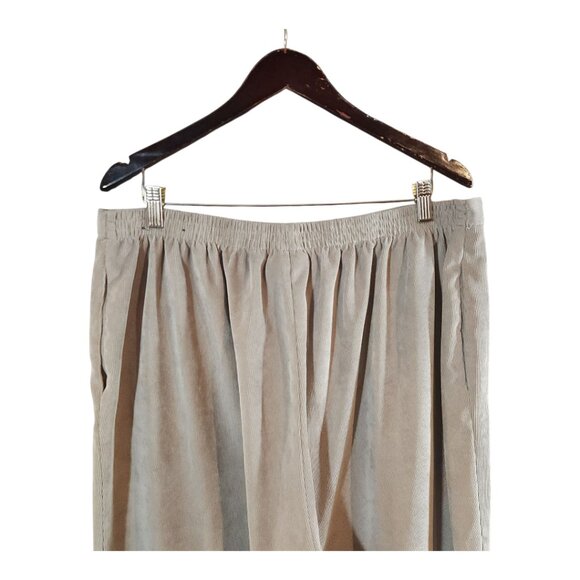 Alfred Dunner Beige Flat Front Pull-on Straight Leg Corduroy Pants Women's 18W - Picture 7 of 8